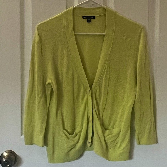 Neon Yellow Deep-V 3/4 Sleeve Sweater w/ 3-Brown Buttons & 2 Small Pockets - Picture 1 of 6